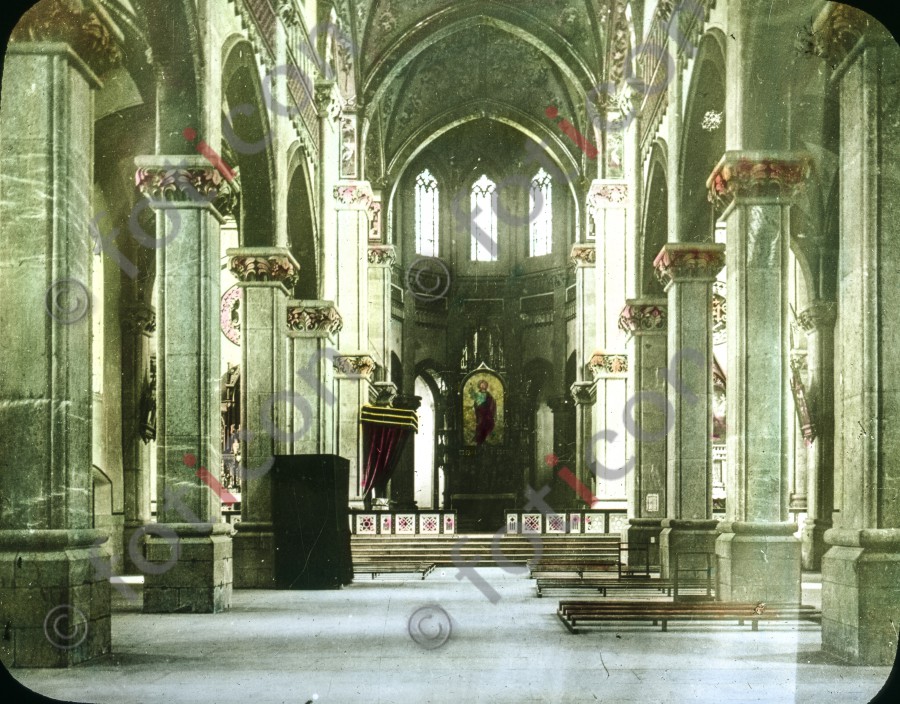 Inneres der Kathedrale vom Heiligen Herzen; Interior of the Sacred Heart Cathedral - Foto simon-173a-070.jpg | foticon.de - Bilddatenbank für Motive aus Geschichte und Kultur